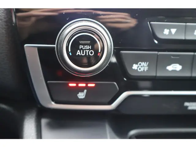 Honda CR-V 1.5 AWD Executive 2018 Benzine 13