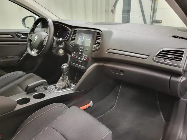 Renault Mégane 1.5dCi Grijs Kenteken Euro 6! 2019 Diesel 9