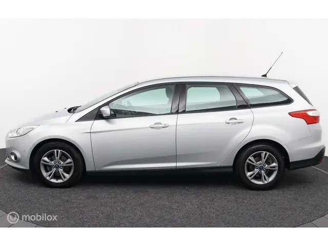Ford Focus Wagon 1.0 EcoBoost Edition 2013 Benzine 4