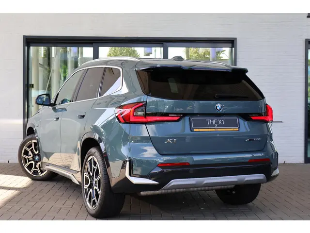 BMW X1 xDrive25e 2025 Hybride Benzine 2