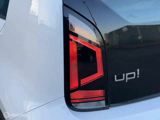 Volkswagen up! 1.0 BMT Move Up! Airco 5-Drs DAB 2018 Benzine 13