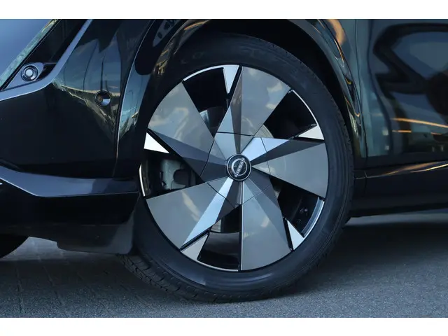 Nissan ARIYA e-4ORCE Evolve 91 kWh 2024 Elektrisch 4