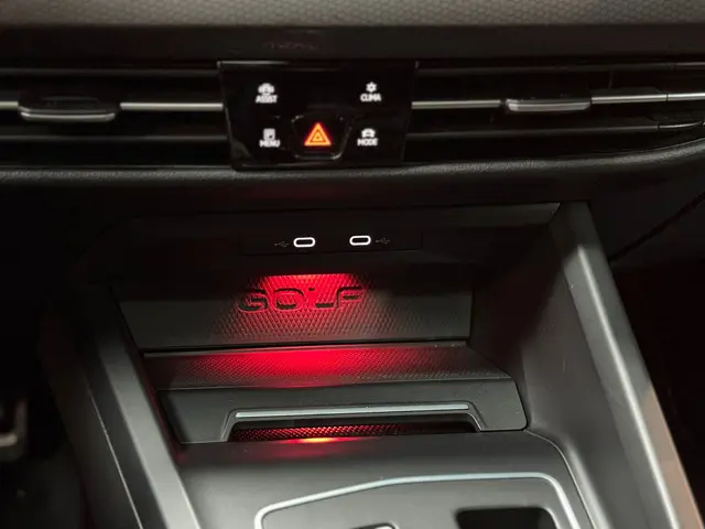 Volkswagen Golf 2.0 TSI GTI|PANO|STOELVER|ACC 2022 Benzine 23