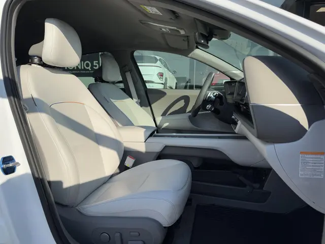Hyundai IONIQ 6 Lounge 77.4 kWh 2023 Elektrisch 11