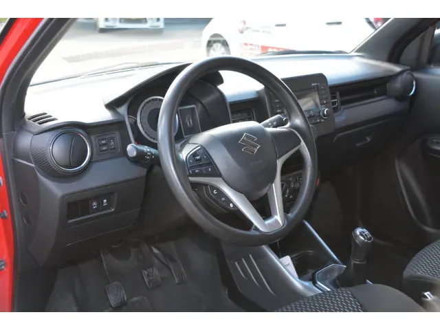 Suzuki Ignis 1.2 Smart Hybrid, airco 2021 Hybride Benzine 16