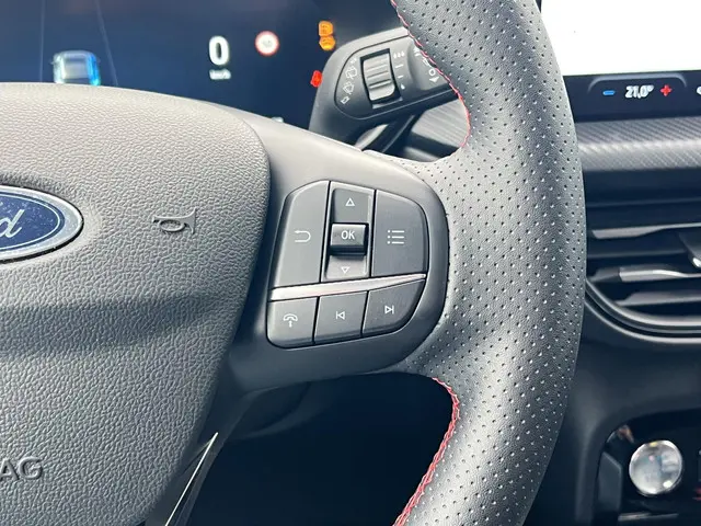 Ford Kuga 2.5 FHEV ST-Line 2024 Hybride Benzine 12