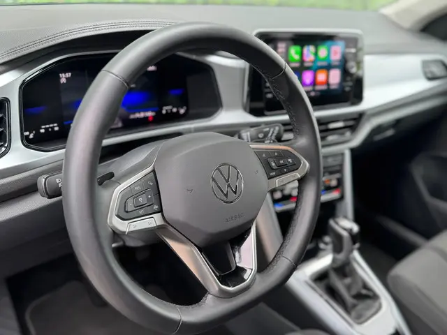 Volkswagen T-Roc 1.5 TSI Life Edition 2024 Benzine 15