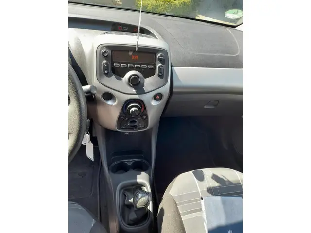Peugeot 108 1.0 e-VTi Blue Lion 2016 Benzine 3