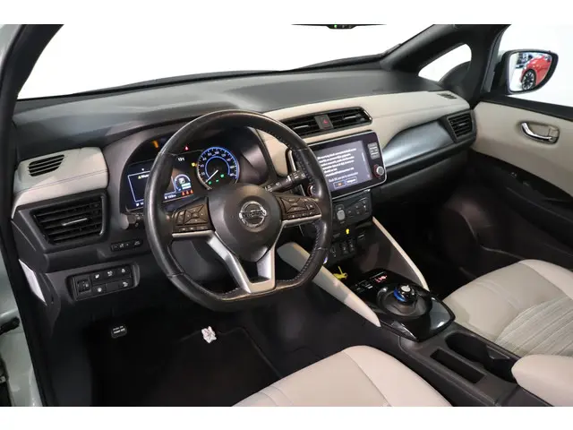 Nissan Leaf N-Connecta 40 kWh 2020 Elektrisch 24