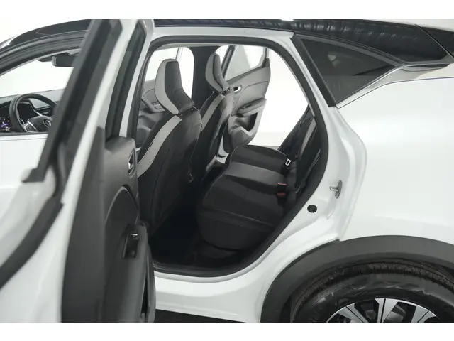 Renault Captur Mild Hybrid 140 EDC Techno 2023 Benzine 28