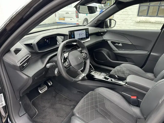 Peugeot e-2008 EV GT Pack 136 PK 2022 Elektrisch 7