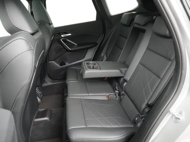 BMW X1 sDrive18i 2025 Benzine 14