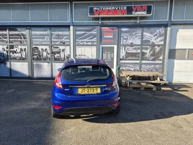 Ford Fiesta 1.0 EcoBoost Titanium 2014 Benzine 4