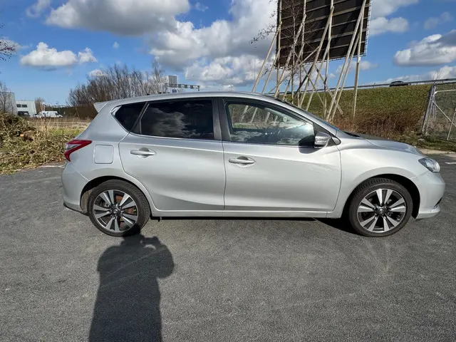 Nissan Pulsar 1.2 DIG-T N-Connecta * AIRCO * 2016 Benzine 4