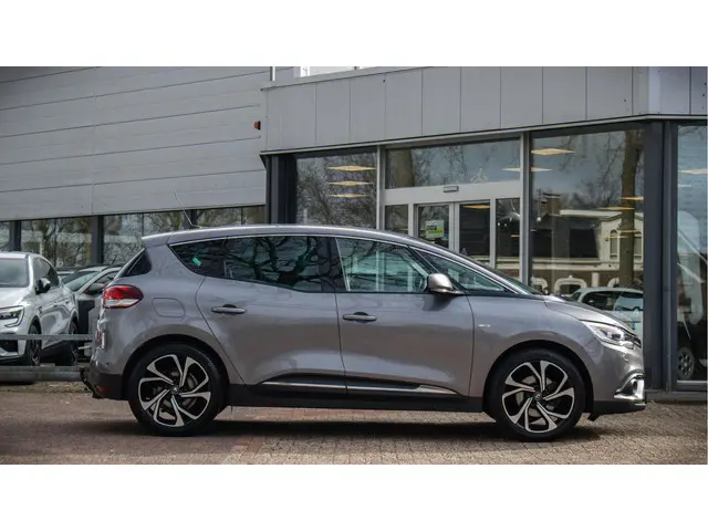 Renault Scénic TCe 140 Bose 2020 Benzine 10