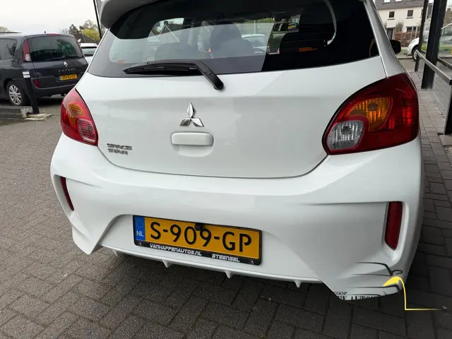 Mitsubishi Space Star 1.2 Entry / apk 4-2028 2022 Benzine 14