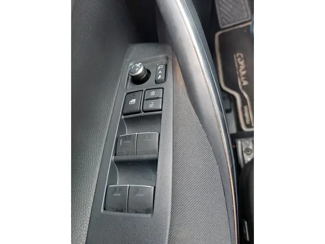 Toyota Corolla 1.8 Hybrid Style 2019 Hybride Benzine 19