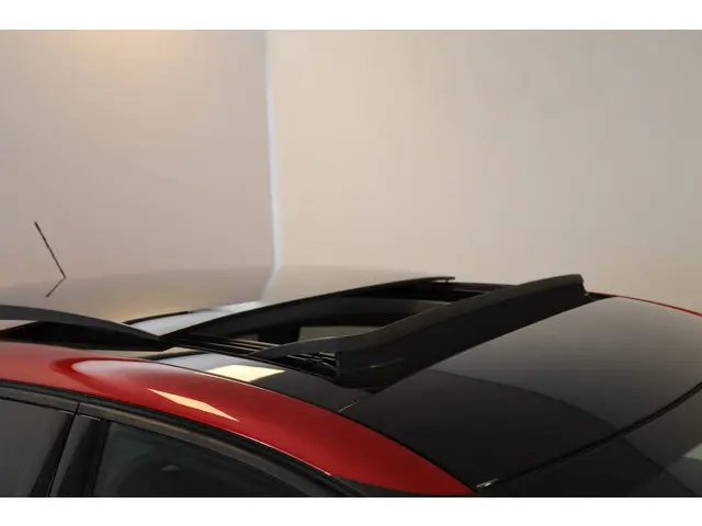 Citroën C4 PT 130 Shine Automaat-8 2023 Benzine 5