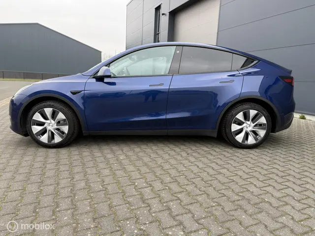Tesla Model Y Long Range AWD 75 kWh 2021 Elektrisch 4
