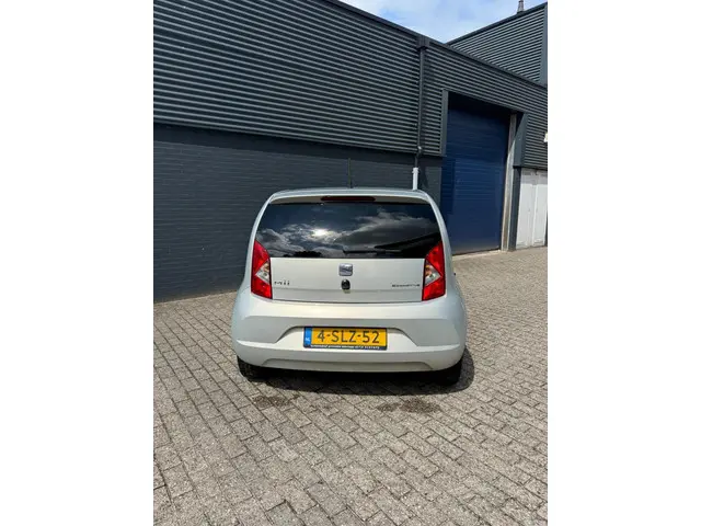 SEAT Mii 1.0 Reference 2014 Benzine 4