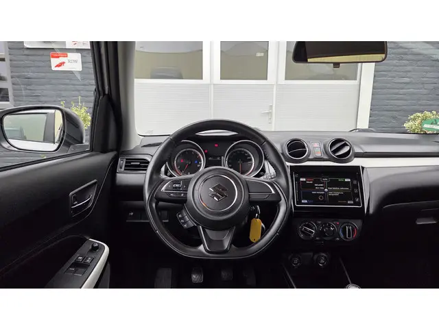 Suzuki Swift 1.0 Sportline 2019 Benzine 15