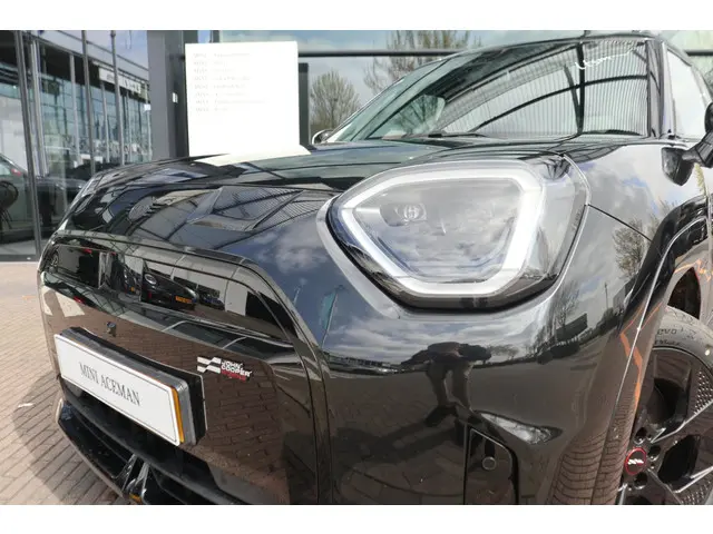 MINI Aceman E 2025 Elektrisch 6