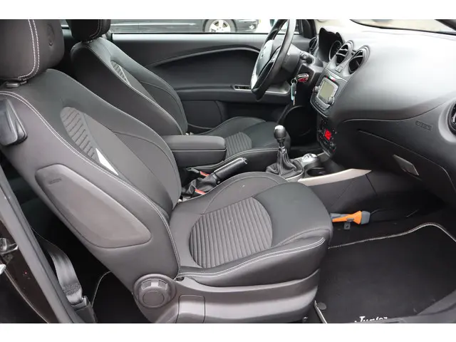 Alfa Romeo MiTo 0.9 TwinAir Junior (NIEUW APK) 2015 Benzine 12
