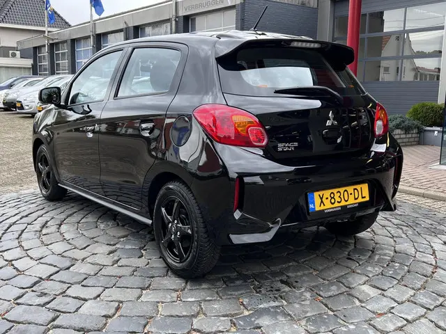 Mitsubishi Space Star 1.2 Cool+ 2022 Benzine 3