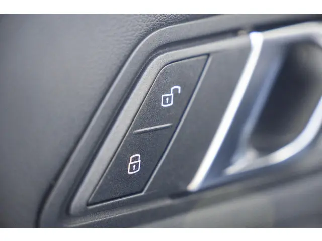 BMW 1 Serie 5-deurs 118i 2024 Benzine 28