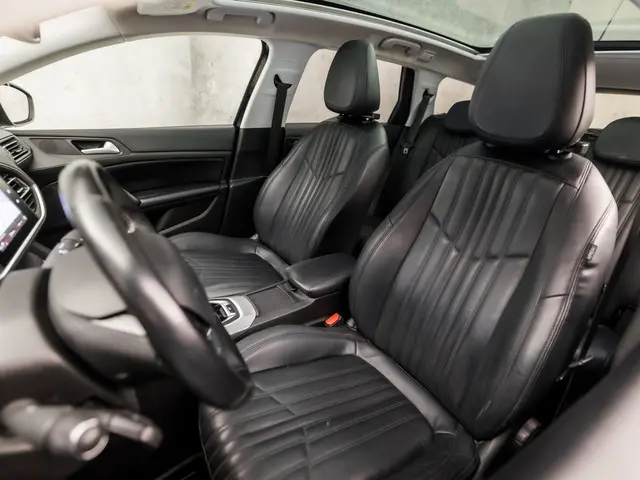 Peugeot 308 SW 1.2 PureTech Sport 2019 Benzine 14