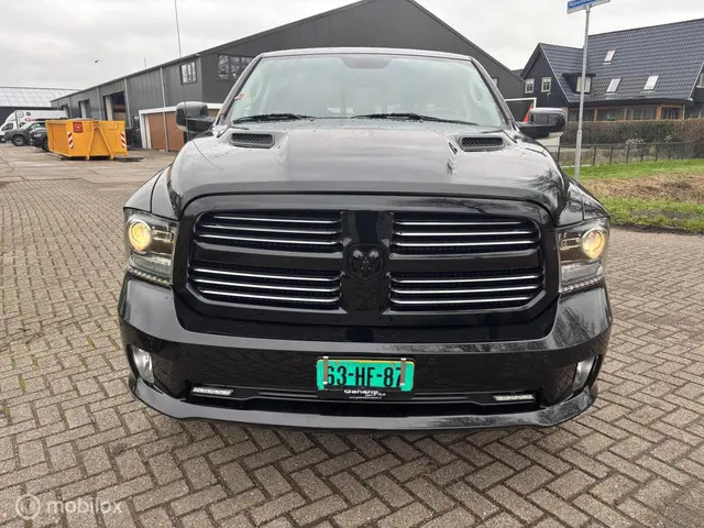 RAM 1500 Sport Crew Cab 4x4 2017 LPG/Gas 3