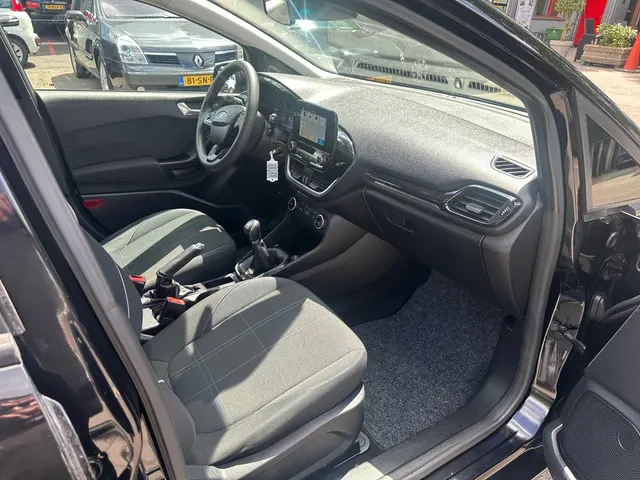 Ford Fiesta 1.1 Trend carplay 2018 Benzine 11