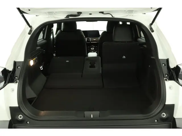 Toyota Urban Cruiser Executive 61 kWh 2026 Elektrisch 25