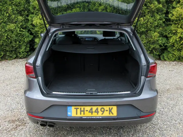 SEAT Leon ST 1.4 Eco TSI FR *Navi*ECC* 2014 Benzine 11