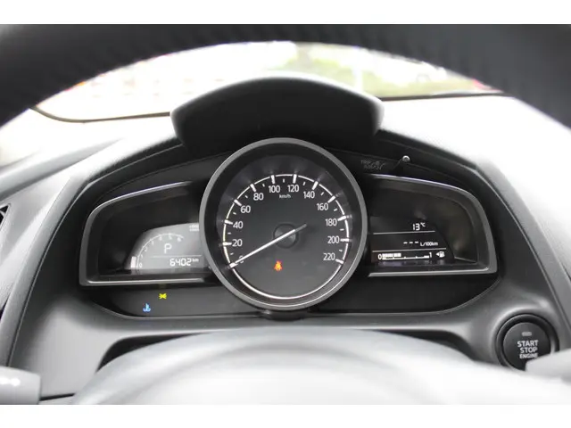 Mazda 2 1.5 SkyActiv-G 90 Homura 2024 Benzine 18