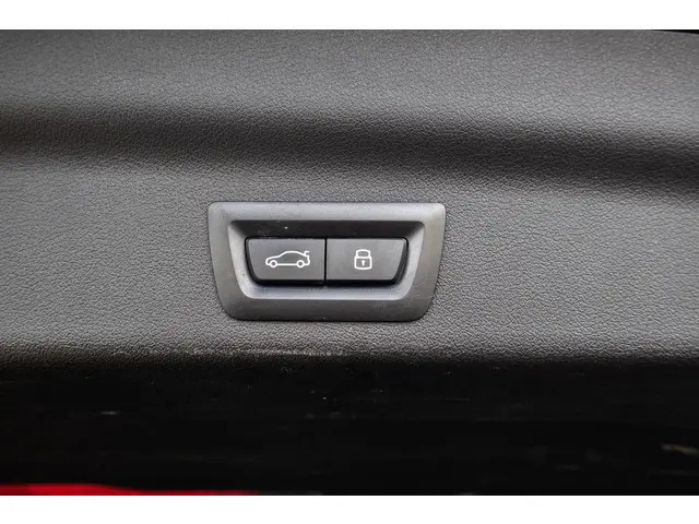 BMW X1 xDrive25e 2023 Hybride Benzine 9