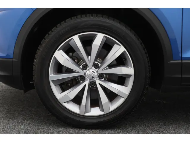 Volkswagen T-Roc 1.5 TSI Style Business 2018 Benzine 25