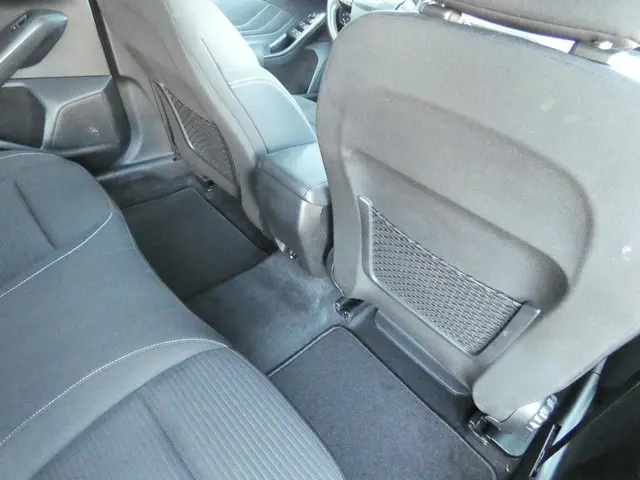 Ford Focus Wagon HELAAS VERKOCHT!!! 2022 Benzine 33