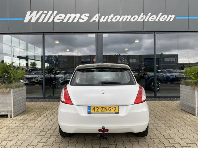 Suzuki Swift 1.2 Bandit EASSS 2013 Benzine 8