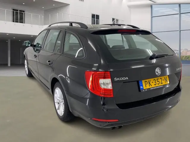 Škoda Superb 1.4 TSI Ambition 2014 Benzine 4