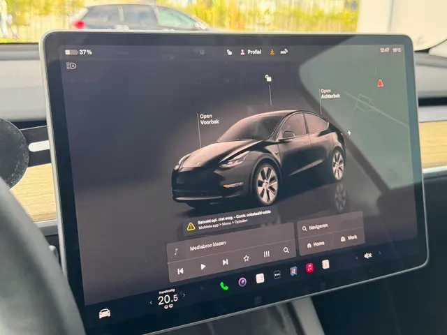 Tesla Model Y RWD 58 kWh FSD 2023 Elektrisch 14
