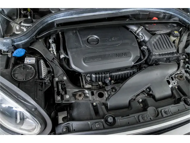 MINI Countryman 1.5 Automaat One Salt 2020 Benzine 42