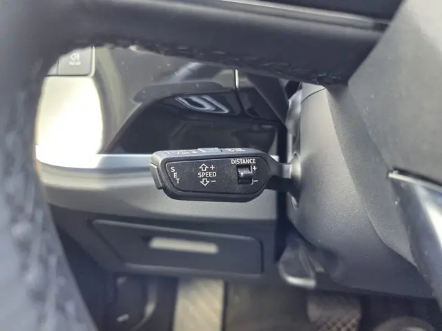 Audi Q3 45 TFSI e Advanced edition 2022 Hybride Benzine 6