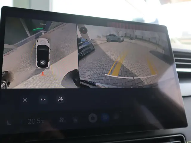 Lynk & Co 01 1.5 More 2026 Hybride Benzine 26