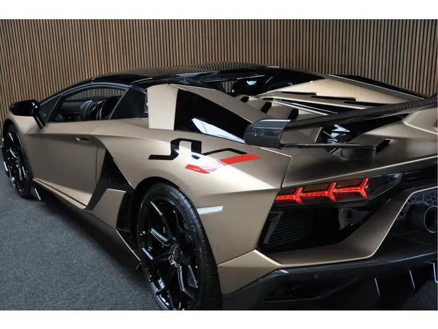 Lamborghini Aventador 6.5 V12 SVJ Roadster 2021 Benzine 38