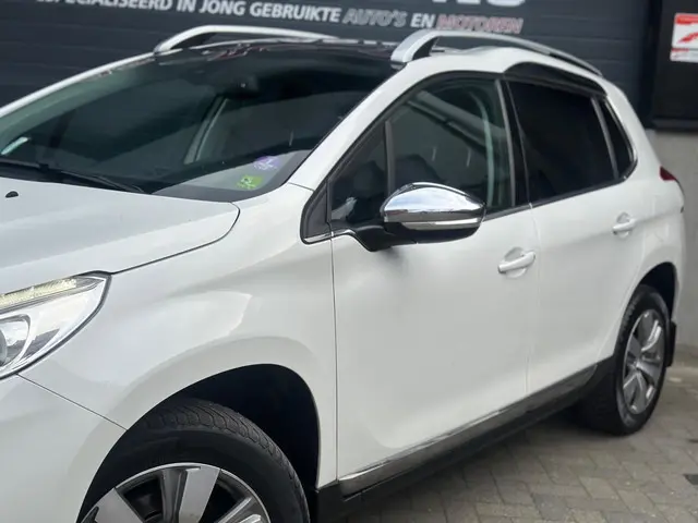 Peugeot 2008 1.2 PureTech Pano - Cruise - Navi 2014 Benzine 3