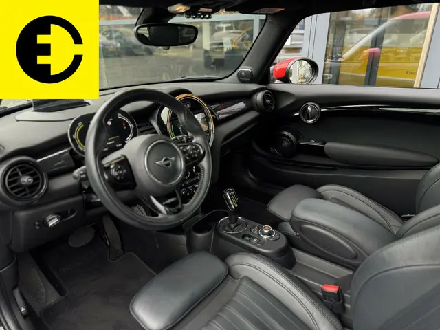MINI Electric Mini Charged 33 kWh 2020 Elektrisch 14