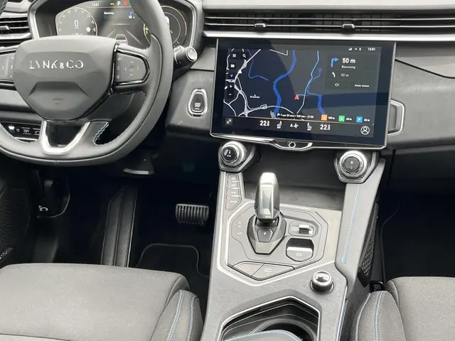 Lynk & Co 01 1.5 2023 Hybride Benzine 84