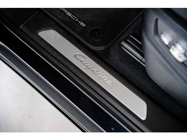 Porsche Cayenne 3.0 E-Hybrid 2021 Hybride Benzine 34