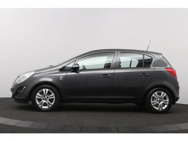Opel Corsa 1.2-16V Anniversary Edition 2012 Benzine 5